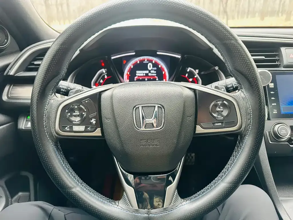 Honda Civic — фото 5