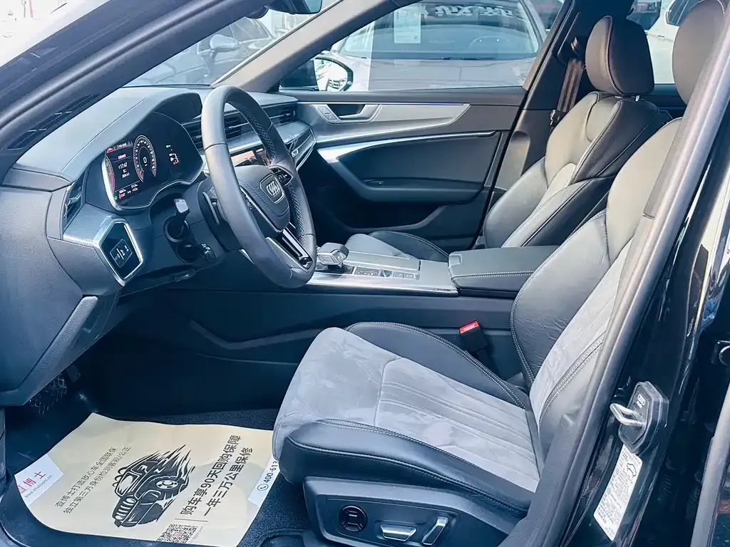 Audi A6L 2023 из CN, фото 4