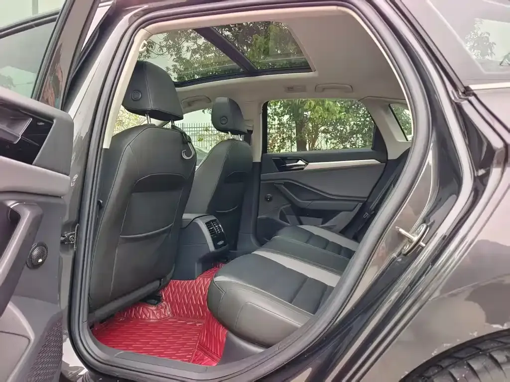 Volkswagen Sagitar 2022 из CN, фото 6