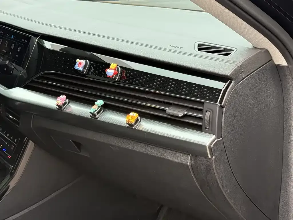 Volkswagen Passat — фото 9