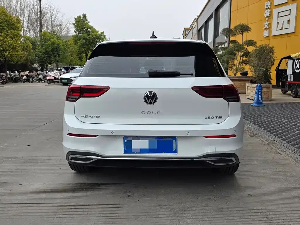 Volkswagen Golf 2022 из CN, фото 5