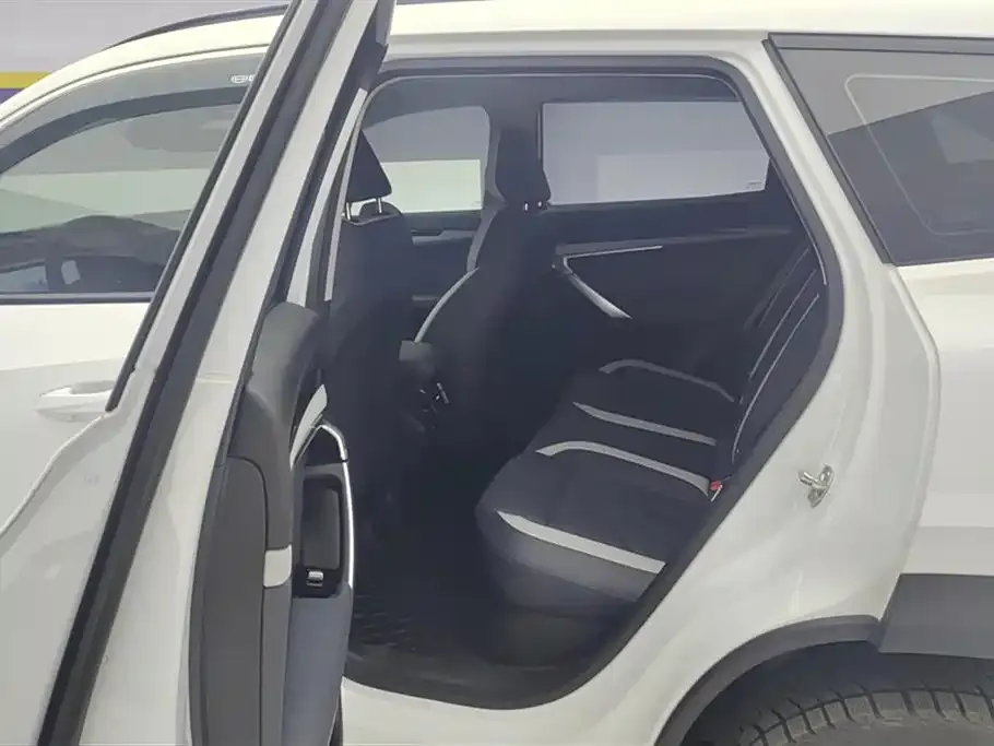 Geely Boyue L 2023 из CN, фото 7