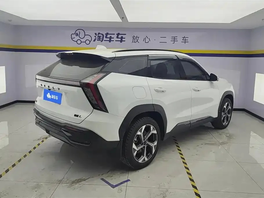 Geely Boyue L 2023 из CN, фото 2