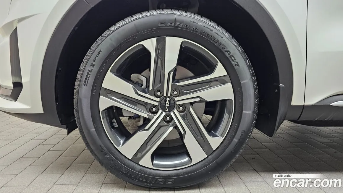 Kia Sorento — фото 5