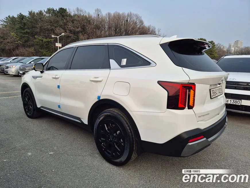 Kia Sorento — фото 8
