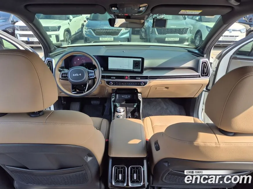 Kia Sorento — фото 5