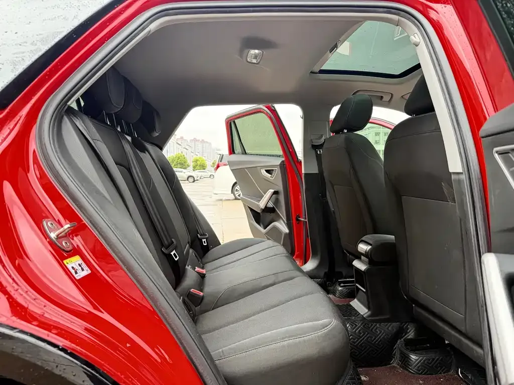 Audi Q2L 2021 из CN, фото 8