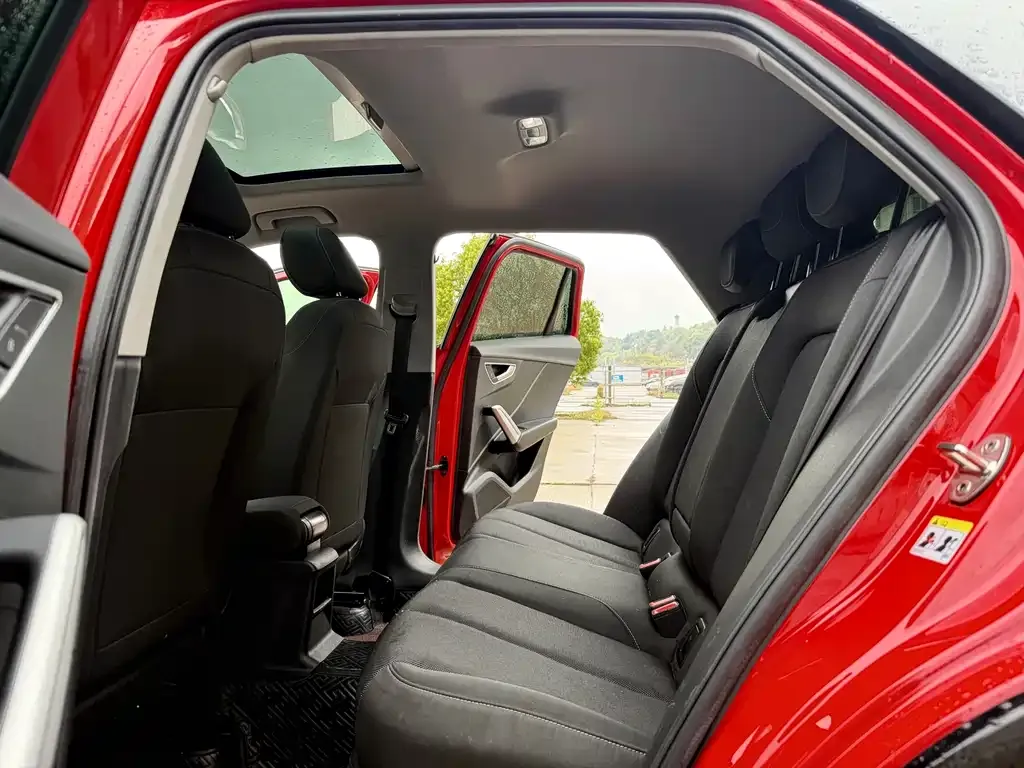 Audi Q2L 2021 из CN, фото 7