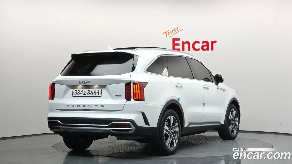 Kia Sorento — фото 8