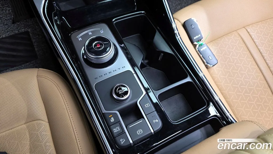 Kia Sorento — фото 10