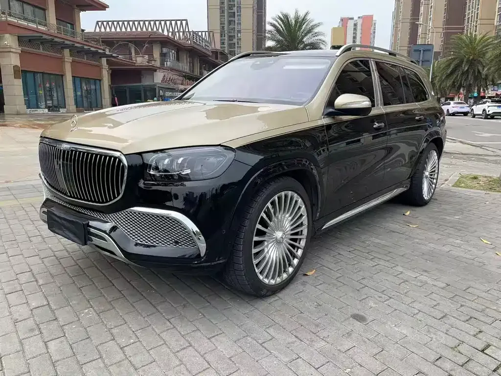 Mercedes-Benz GLS — фото 1