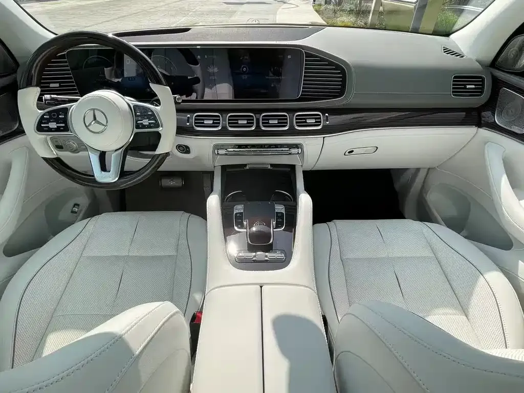 Mercedes-Benz GLS — фото 5