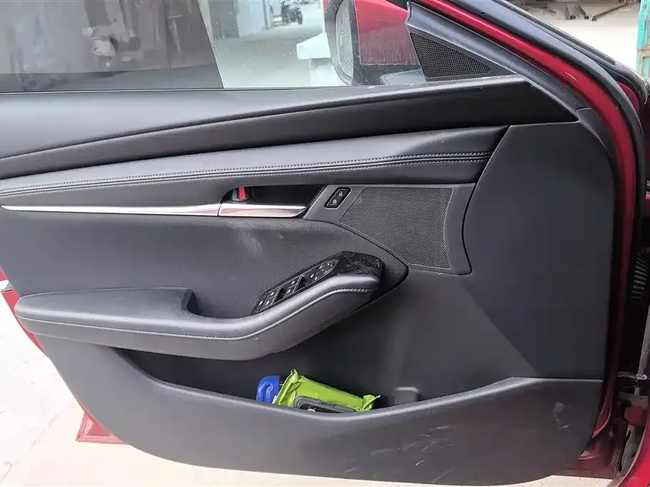 Mazda 3 Axela 2021 из CN, фото 6