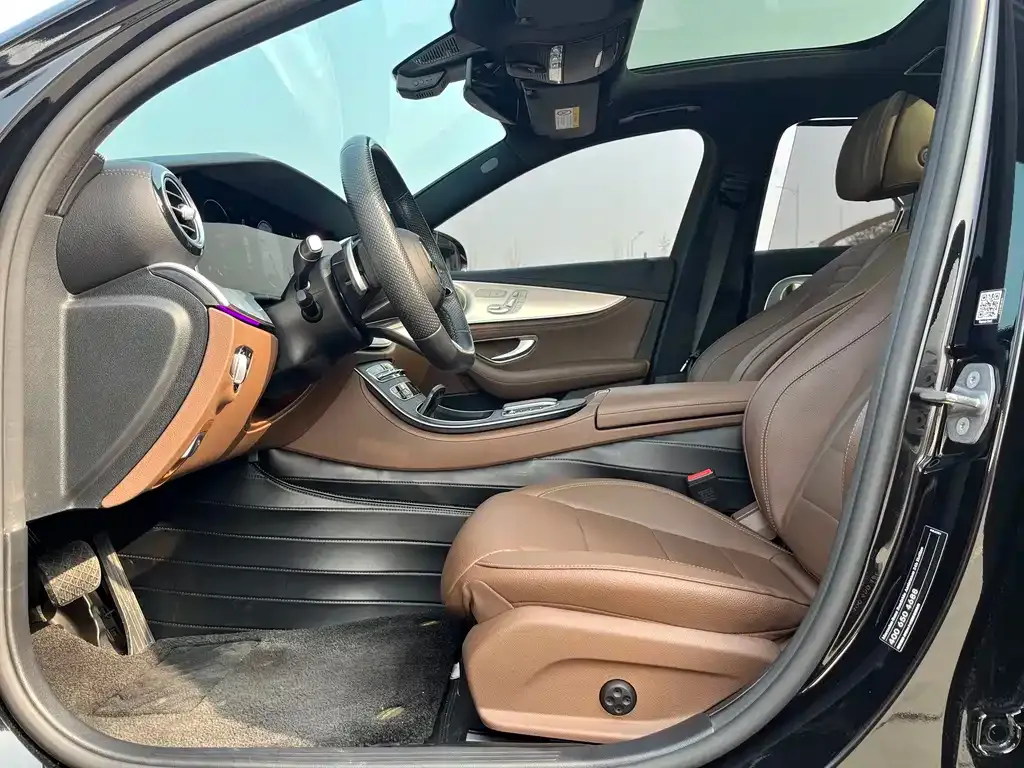 Mercedes-Benz E-Class 2022 из CN, фото 4