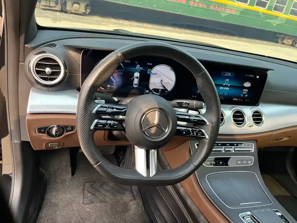 Mercedes-Benz E-Class 2022 из CN, фото 3
