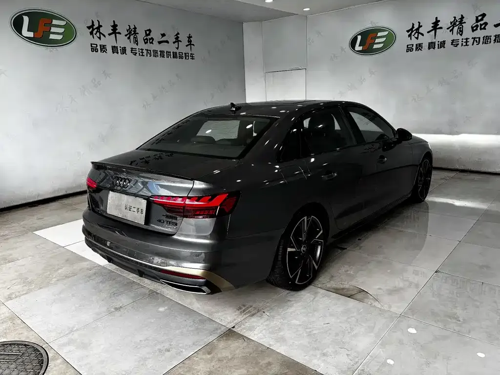 Audi A4L 2024 из CN, фото 9