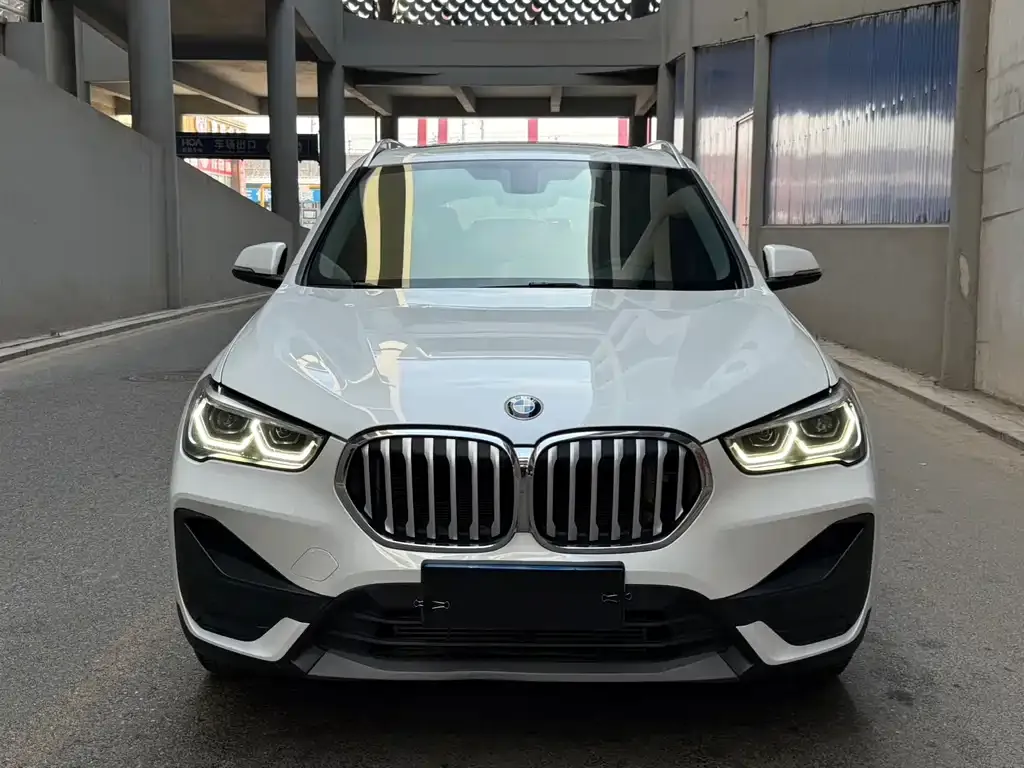 BMW X1 — фото 4