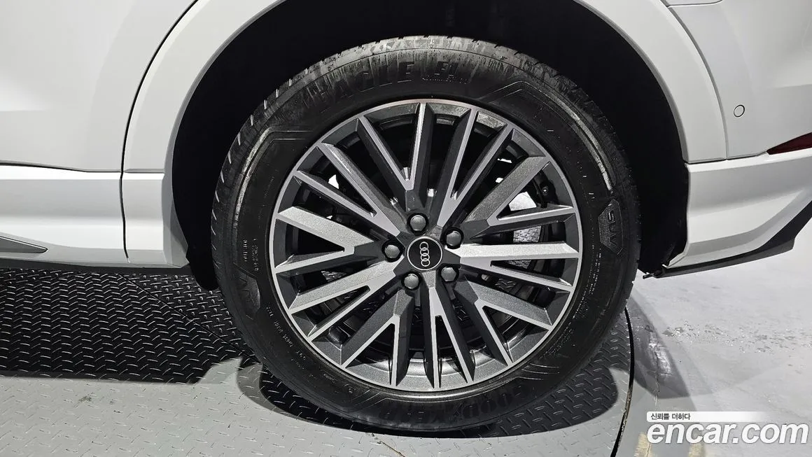 Audi Q3 2023 из KR, фото 3