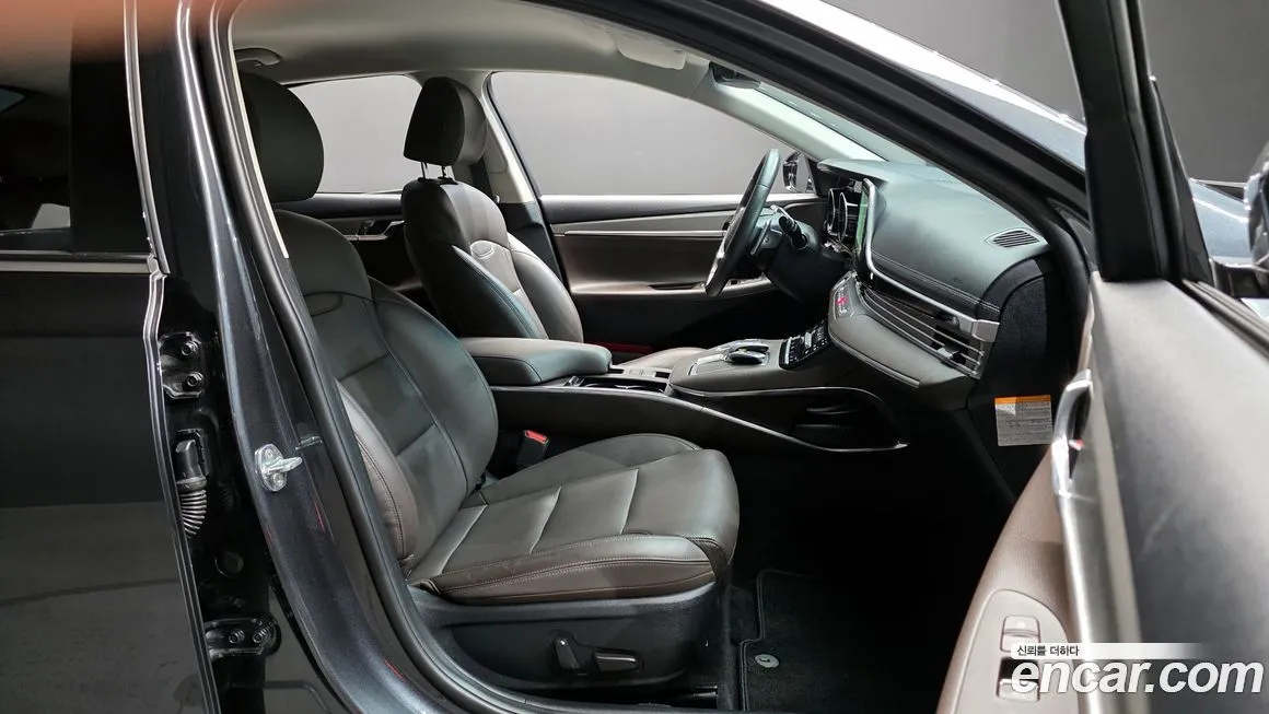 Hyundai Grandeur 2022 из KR, фото 5