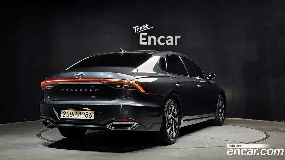 Hyundai Grandeur 2022 из KR, фото 3