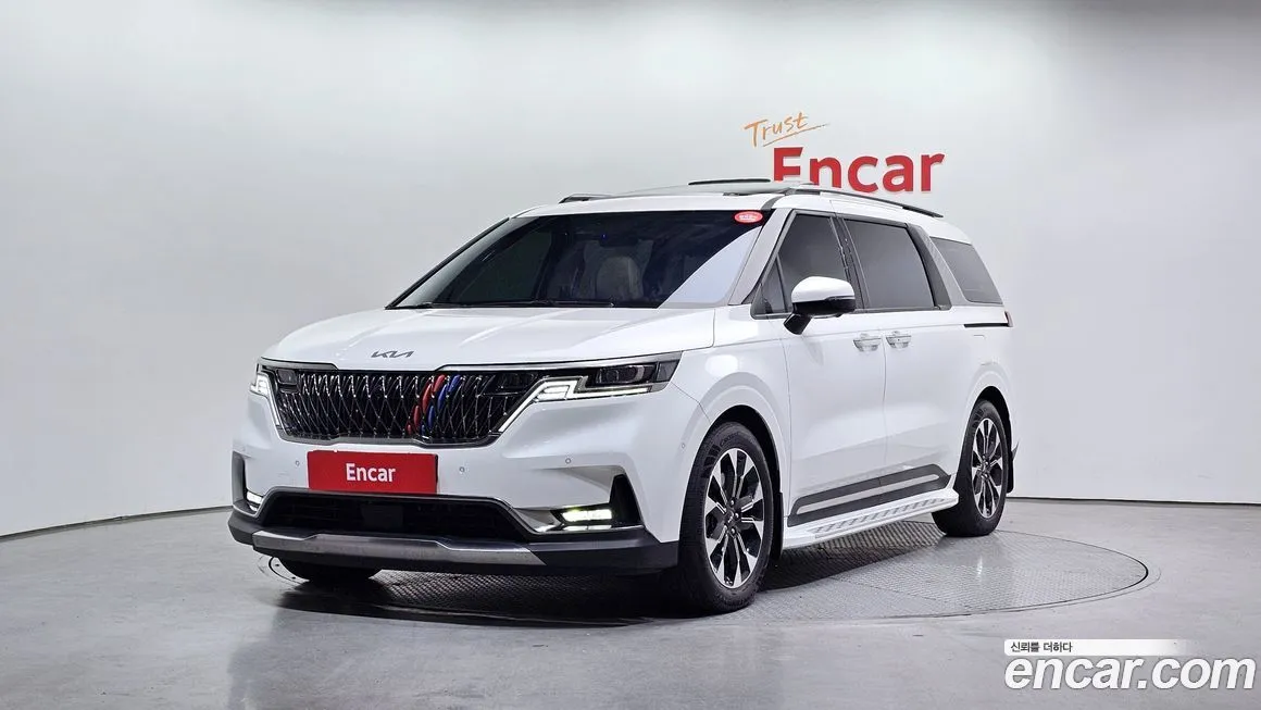 Kia Carnival 2023 из KR, фото 1