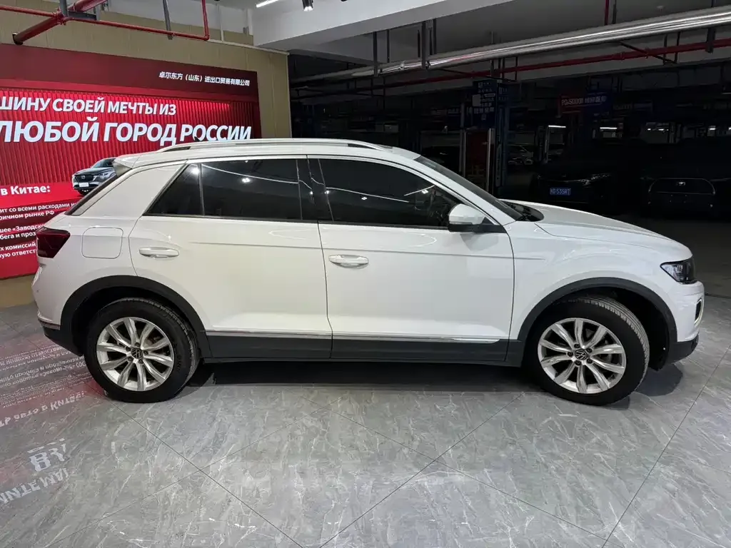 Volkswagen T-Roc 2023 из CN, фото 10