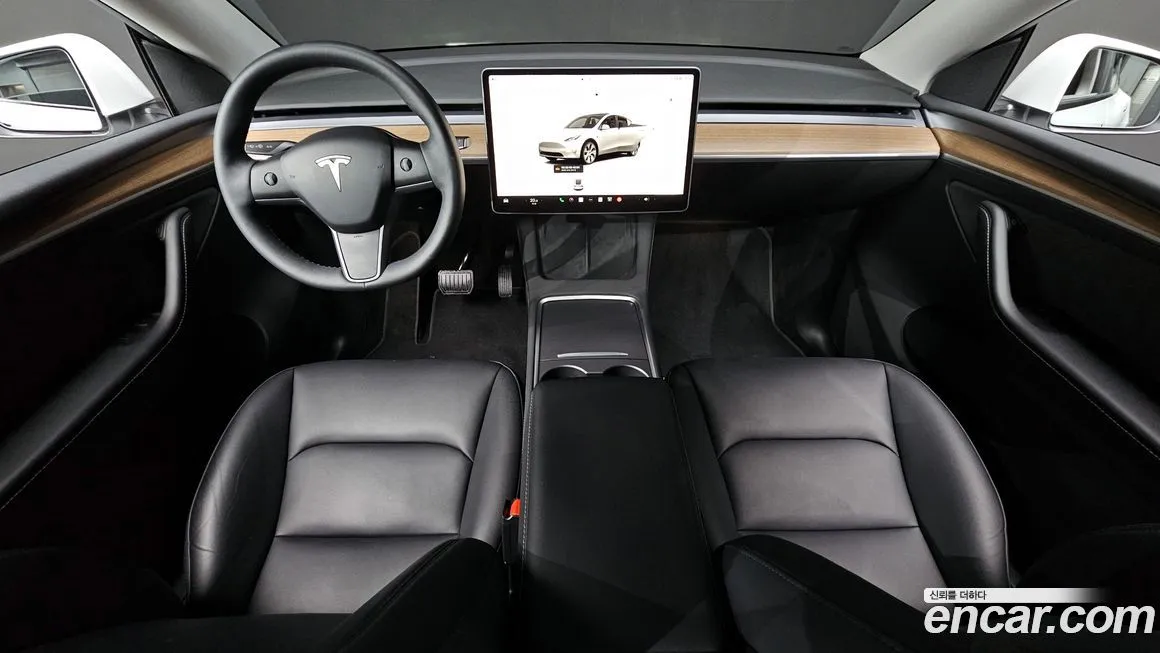 Tesla Model Y — фото 4