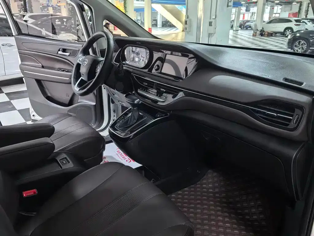 GAC Motor Trumpchi M6 2021 из CN, фото 5