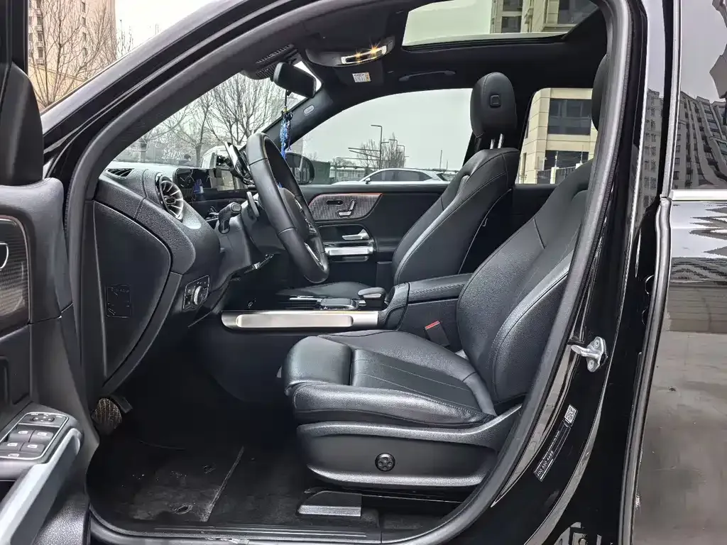 Mercedes-Benz EQB 2024 из CN, фото 9