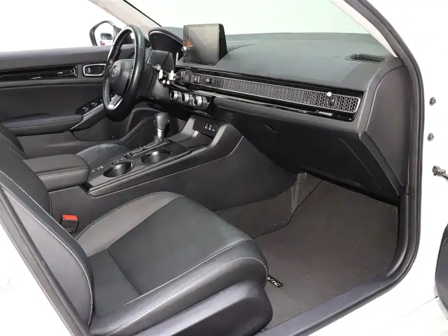 Honda Civic — фото 7