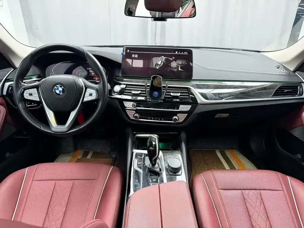 BMW 5 Series — фото 2