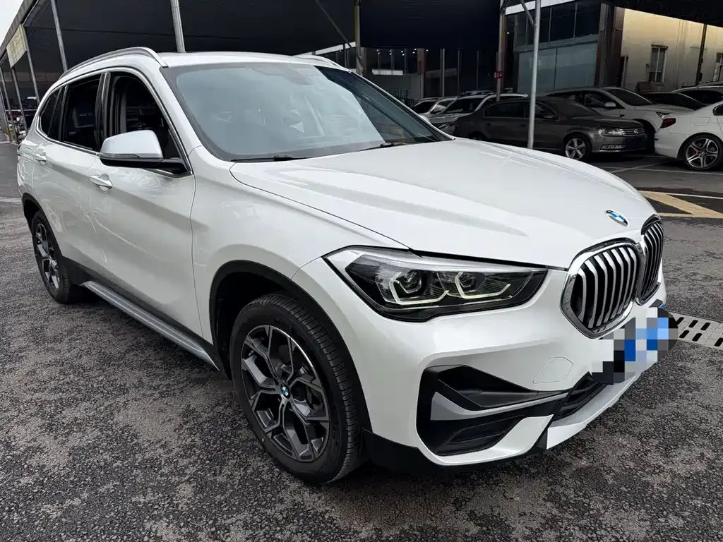 BMW X1 — фото 4