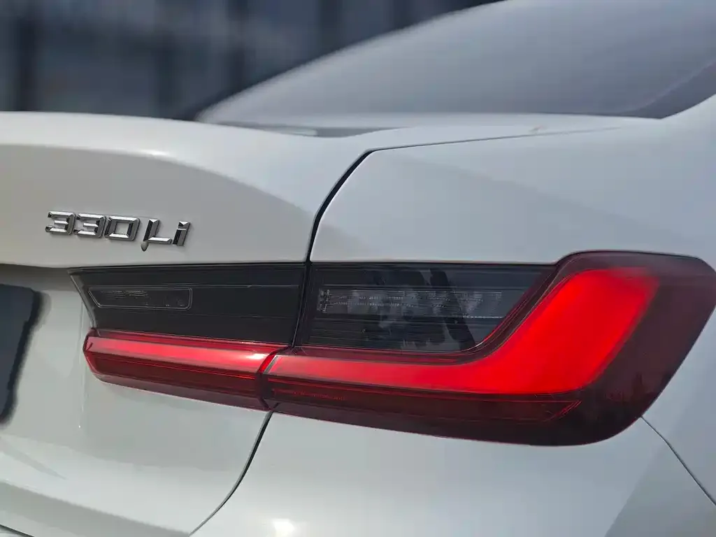 BMW 3 Series 2025 из CN, фото 3