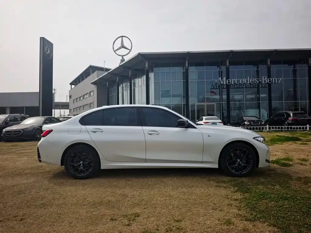 BMW 3 Series 2025 из CN, фото 6