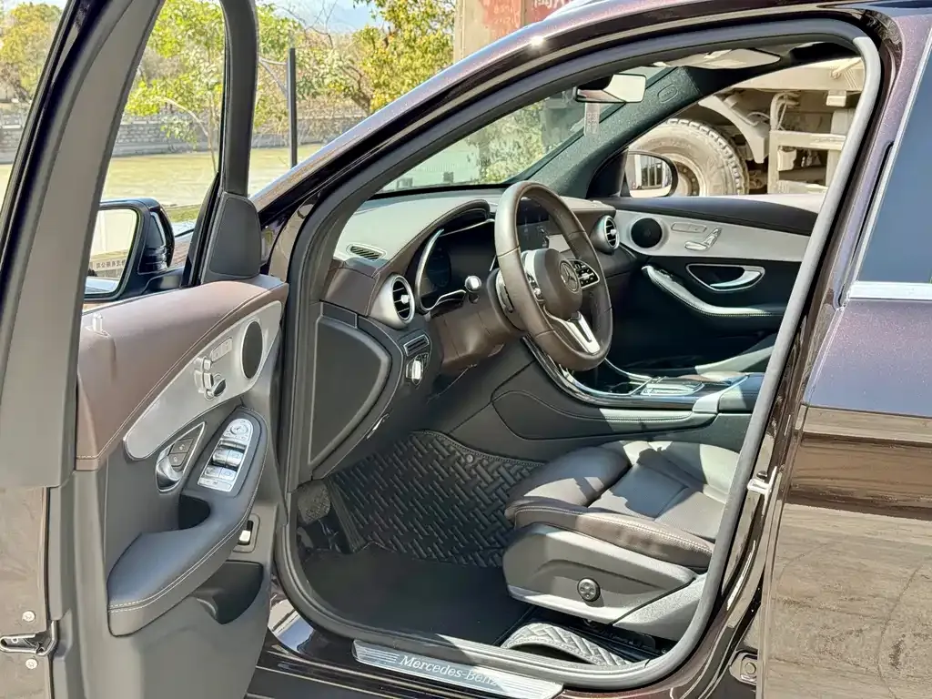 Mercedes-Benz GLC 2022 из CN, фото 3