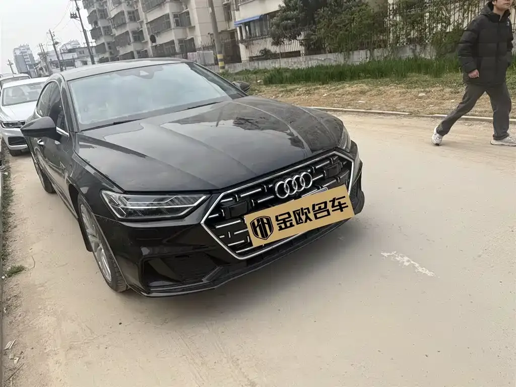 Audi A7L 2024 из CN, фото 3