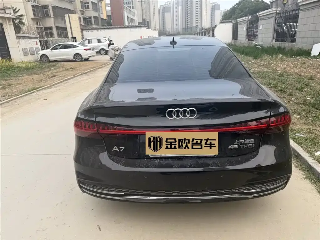 Audi A7L 2024 из CN, фото 2