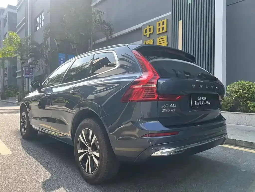 Volvo XC60 2023 из CN, фото 5