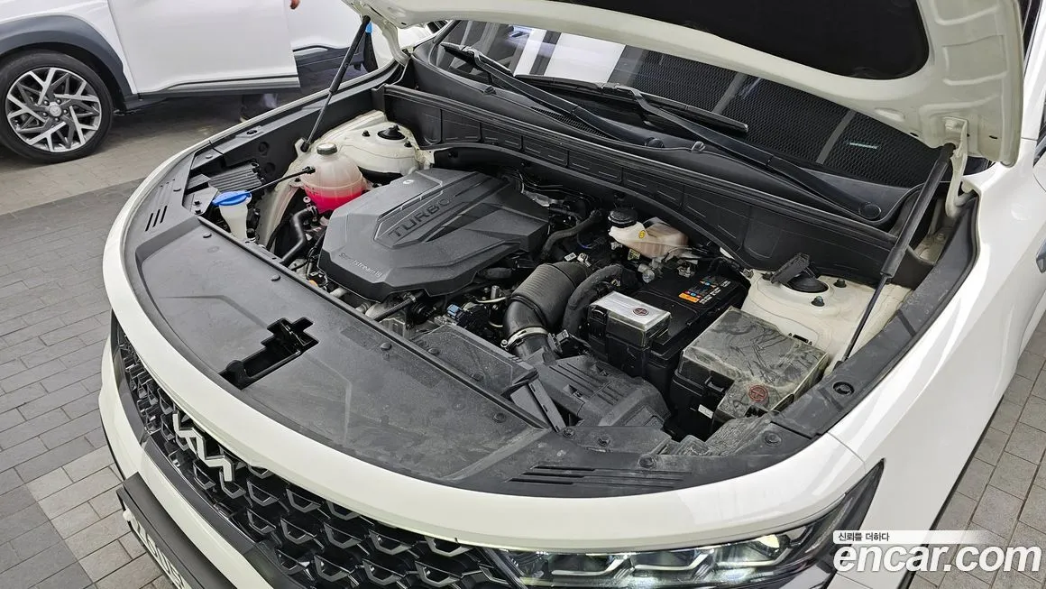 Kia Sorento — фото 8