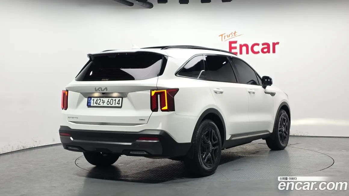Kia Sorento — фото 5