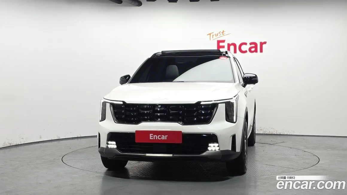 Kia Sorento — фото 7