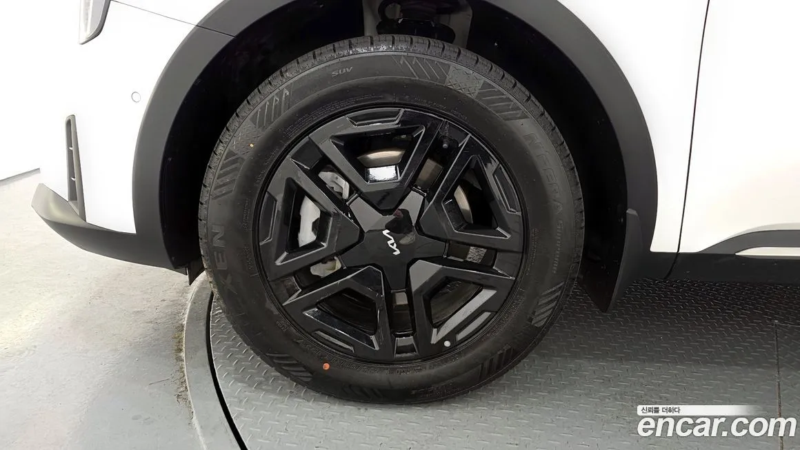 Kia Sorento — фото 4