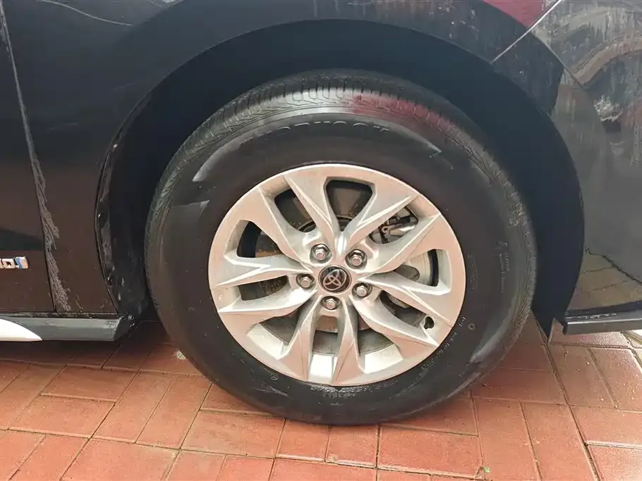 Toyota Granvia 2024 из CN, фото 4
