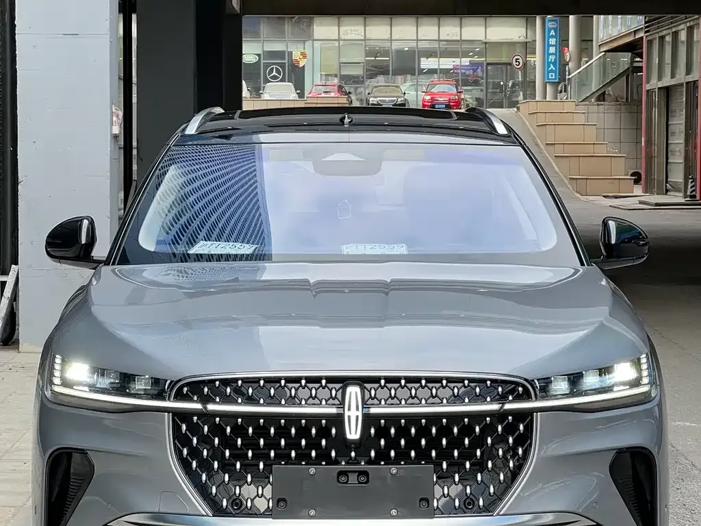 Lincoln Nautilus 2023 из CN, фото 7