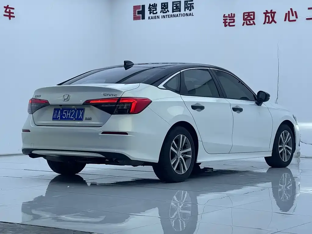 Honda Civic 2023 из CN, фото 5