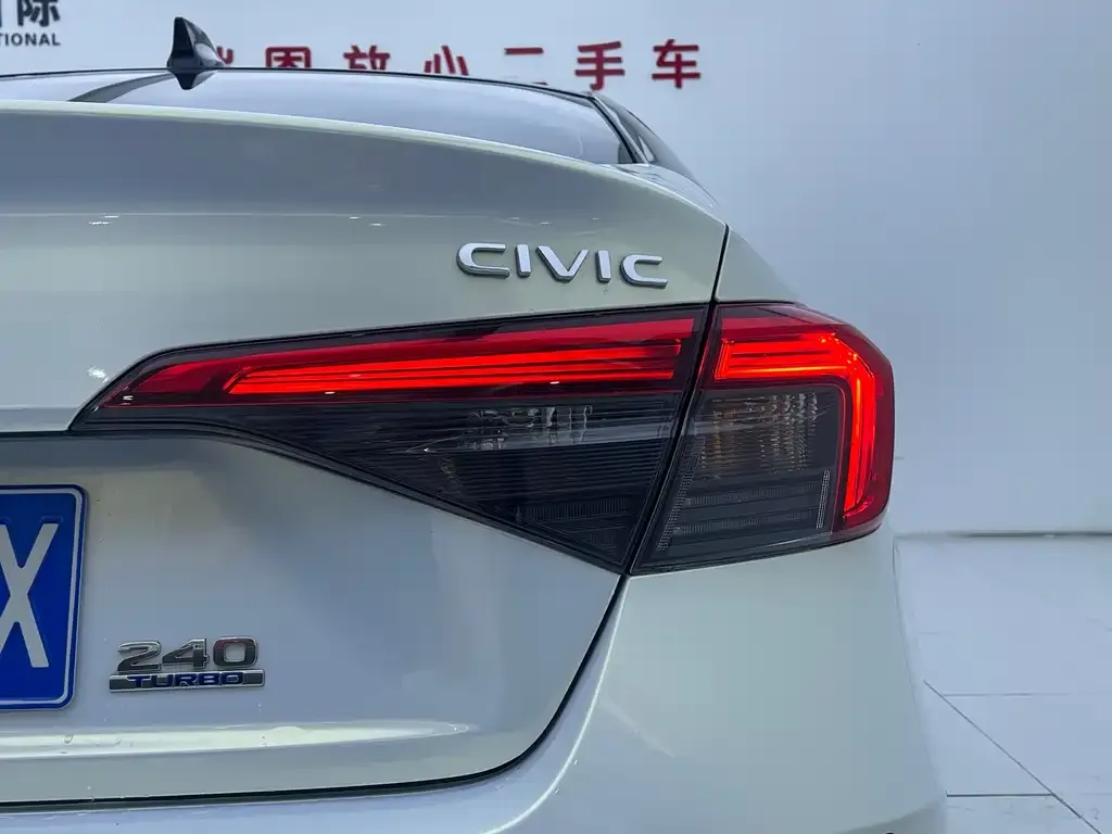 Honda Civic 2023 из CN, фото 4