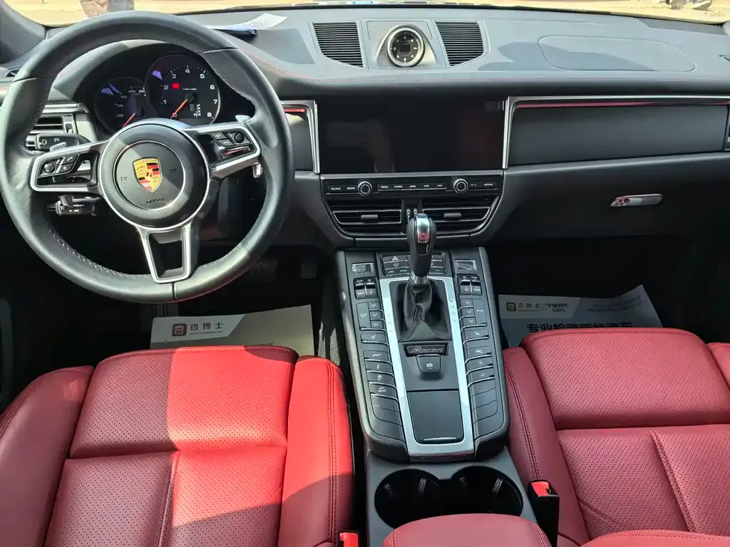 Porsche Macan 2021 из CN, фото 7