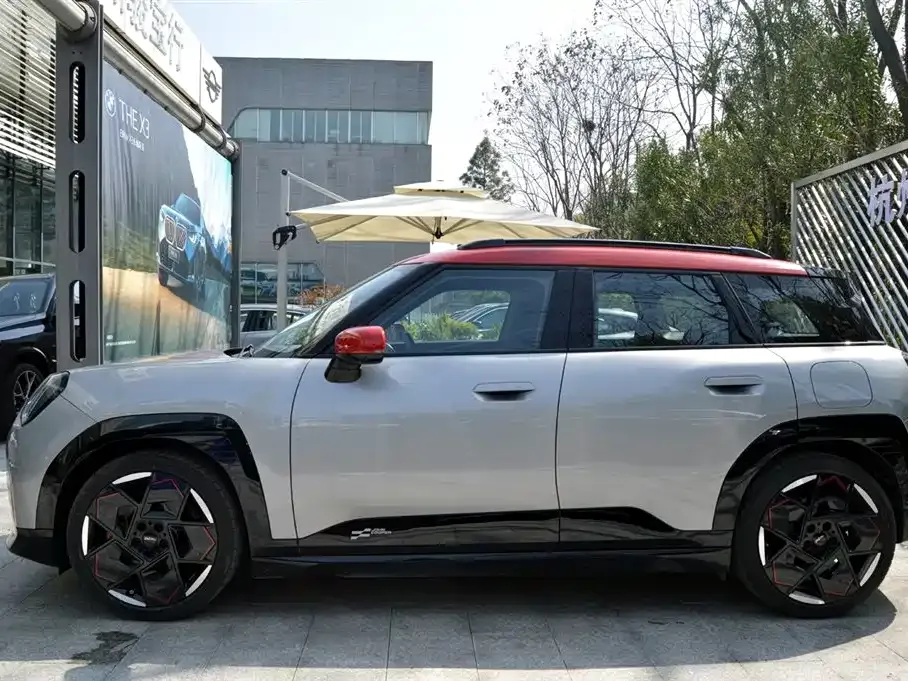 MINI Aceman JCW Electric 2025 из CN, фото 8