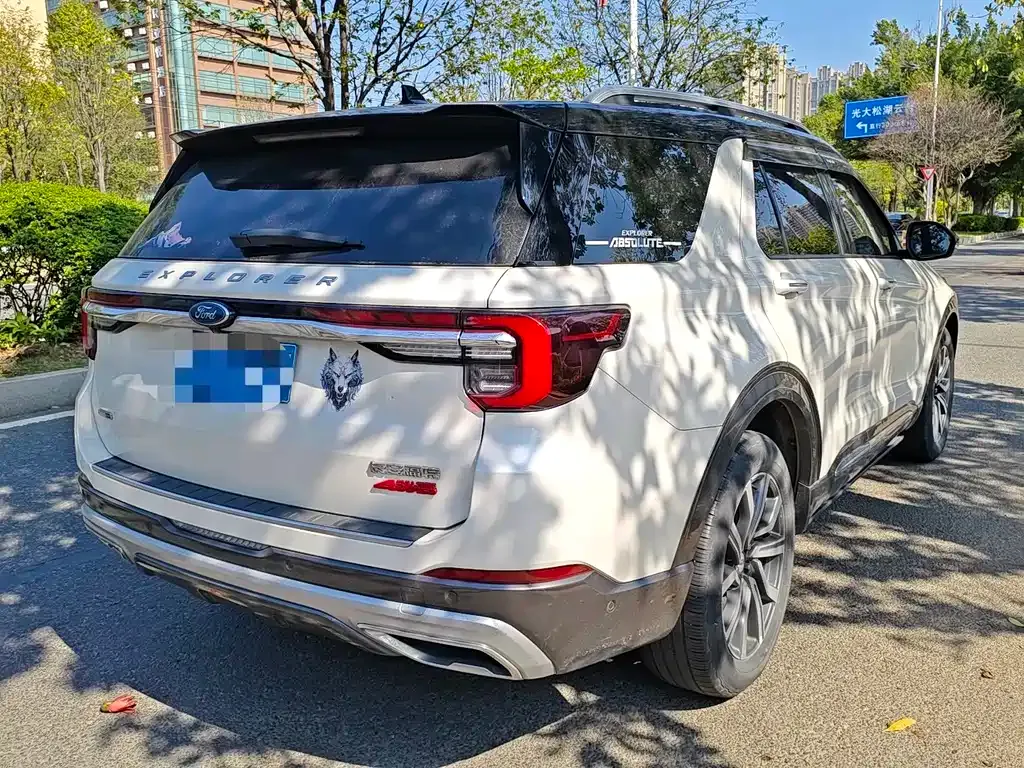 Ford Explorer 2023 из CN, фото 8