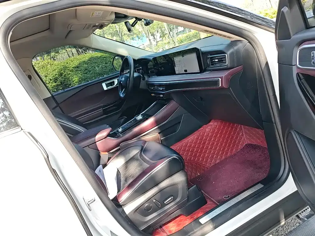 Ford Explorer 2023 из CN, фото 5